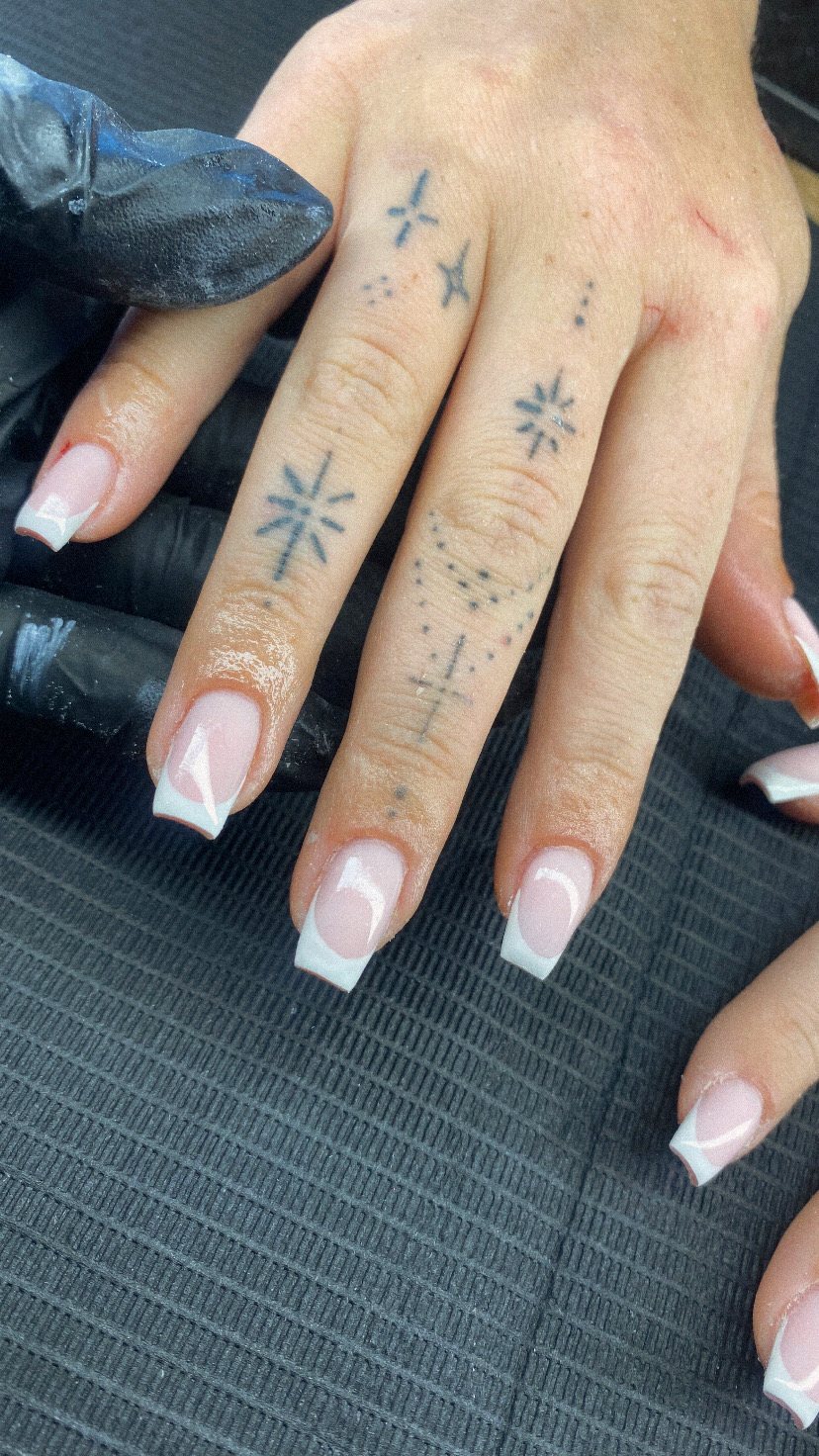 Vierkante nagels met witte French